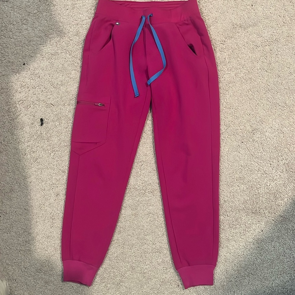 Figs Raspberry Sorbet Zamora Jogger